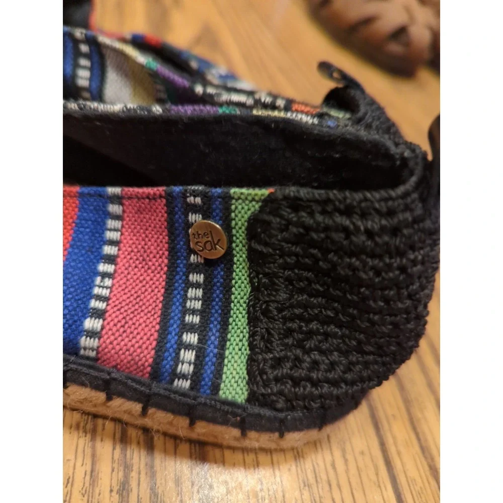 The Sak gently slip